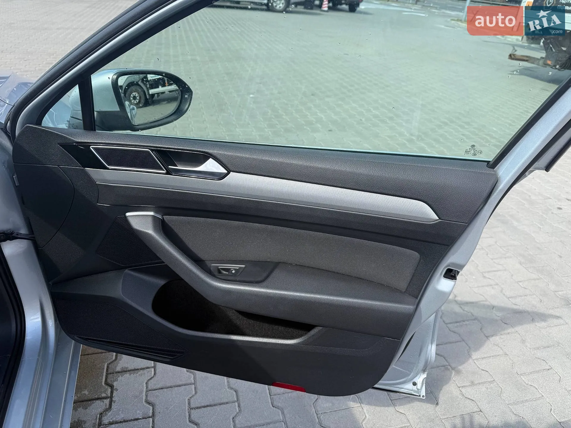2016 Volkswagen Passat - мініатюра 18