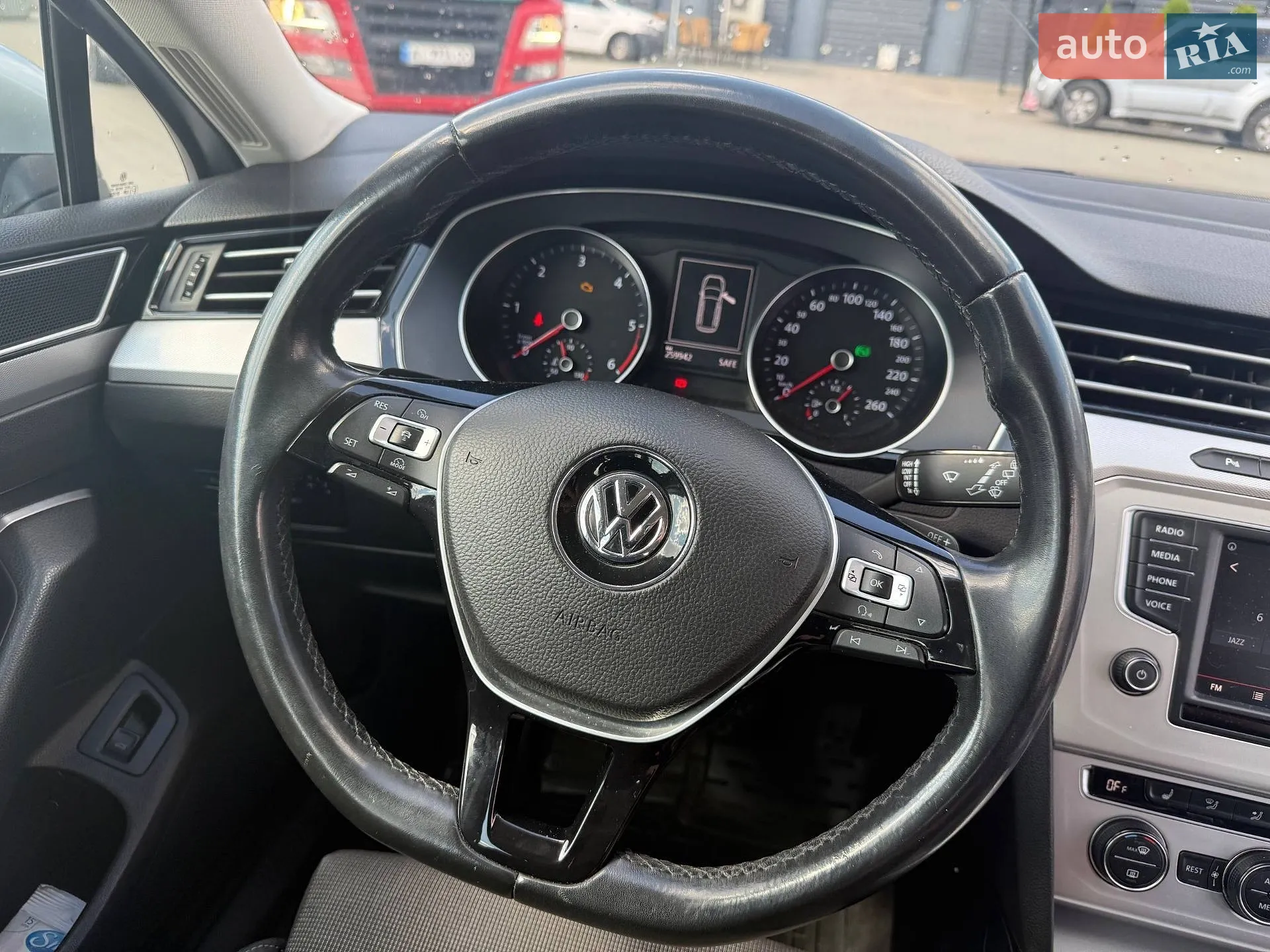 2016 Volkswagen Passat - мініатюра 19