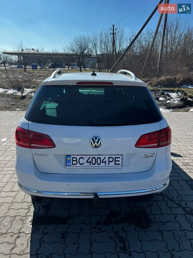 2011 Volkswagen Passat - мініатюра 5