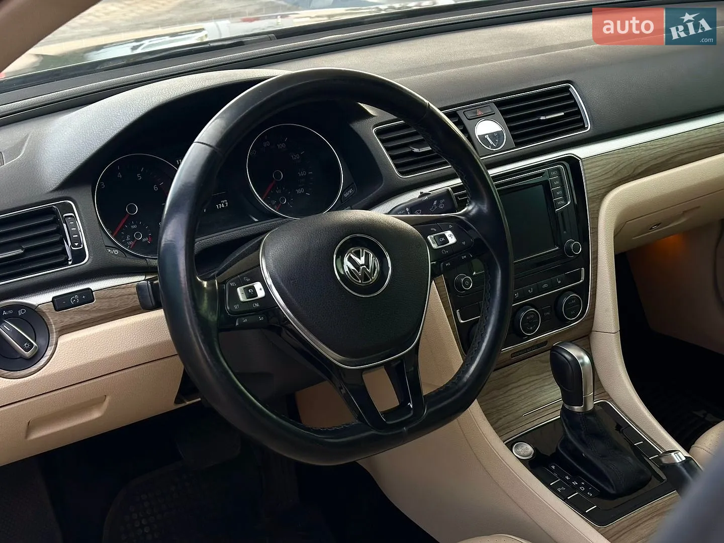 2016 Volkswagen Passat - мініатюра 8