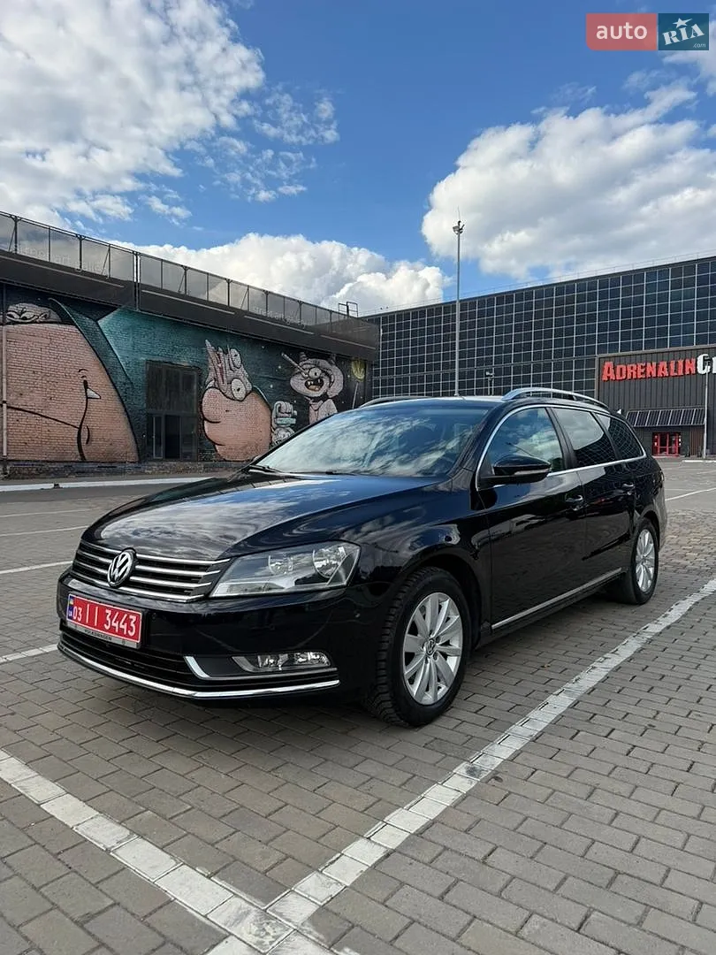 2011 Volkswagen Passat - фото 1