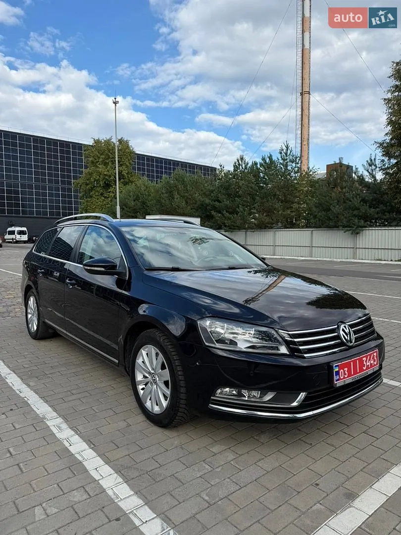 2011 Volkswagen Passat - мініатюра 2