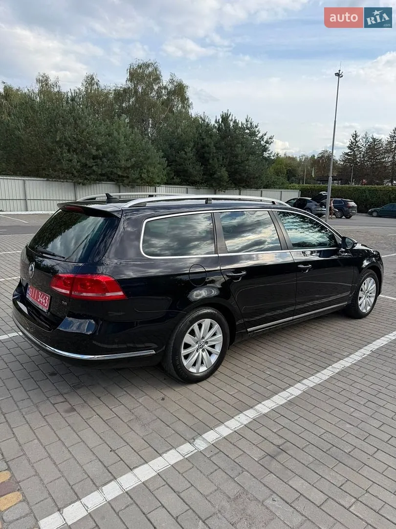2011 Volkswagen Passat - мініатюра 4