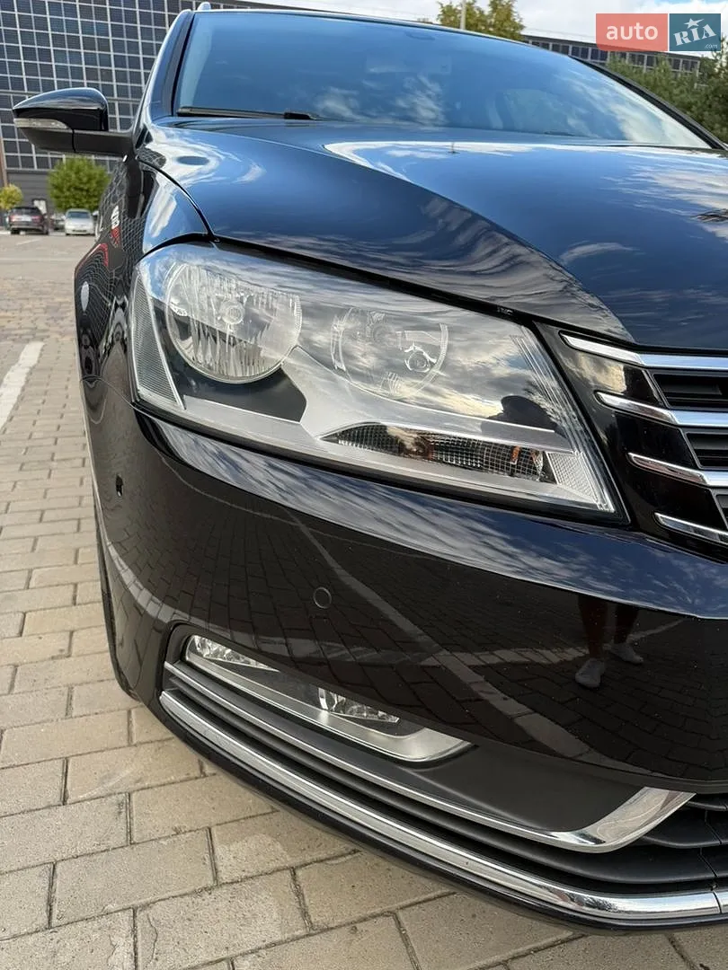 2011 Volkswagen Passat - мініатюра 30