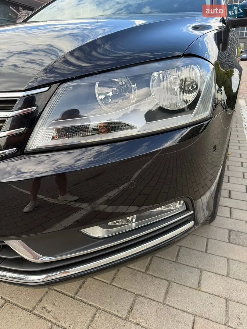 2011 Volkswagen Passat - мініатюра 31