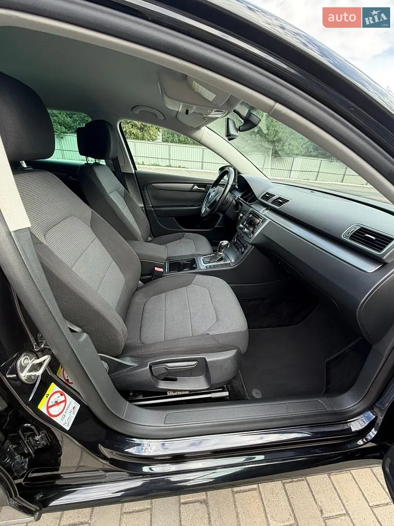 2011 Volkswagen Passat - мініатюра 45