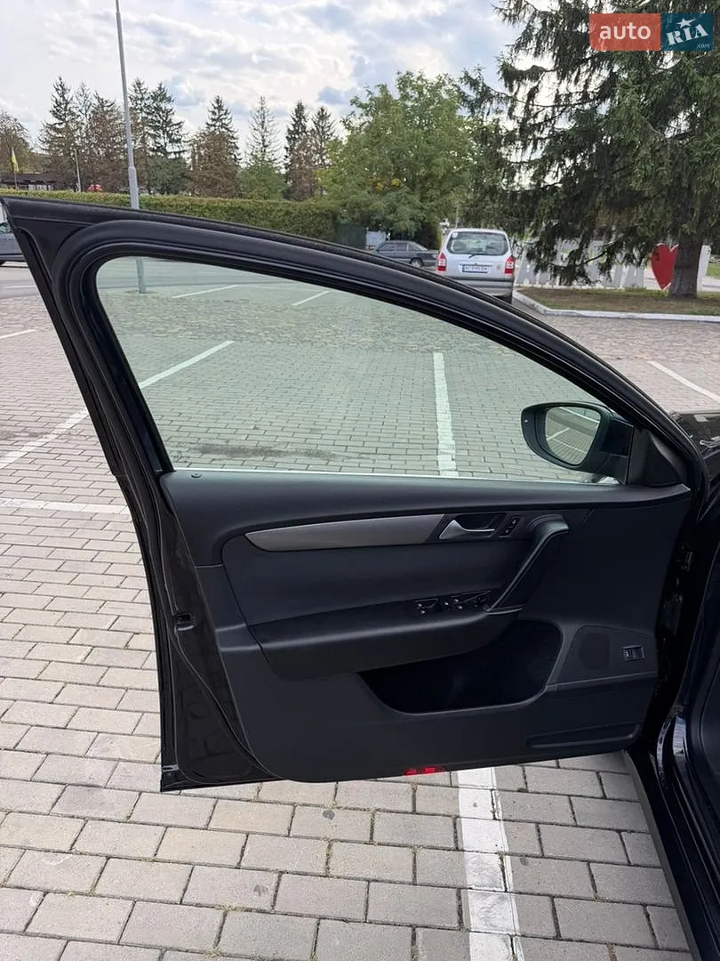 2011 Volkswagen Passat - мініатюра 62