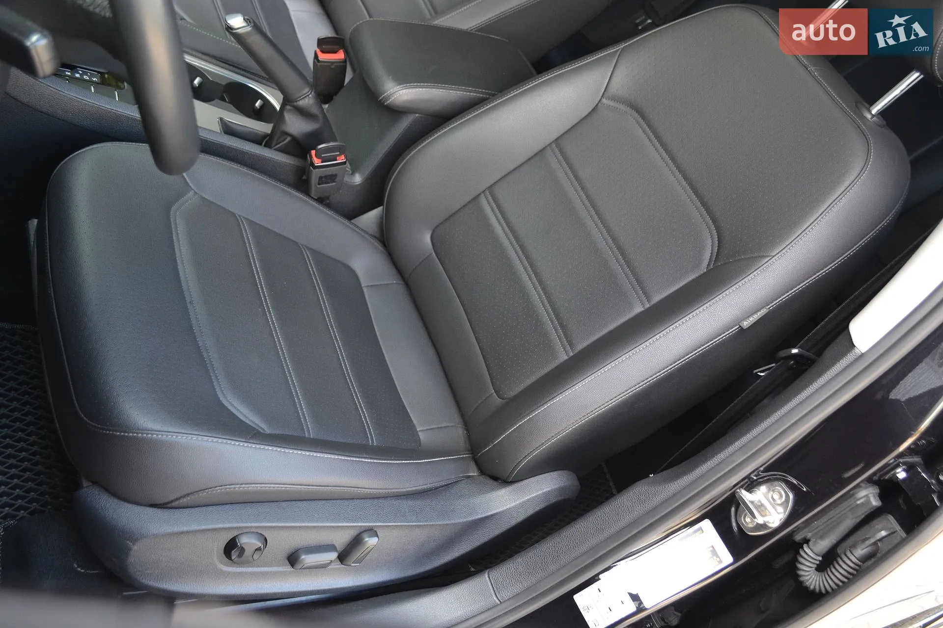 2021 Volkswagen Passat - мініатюра 32