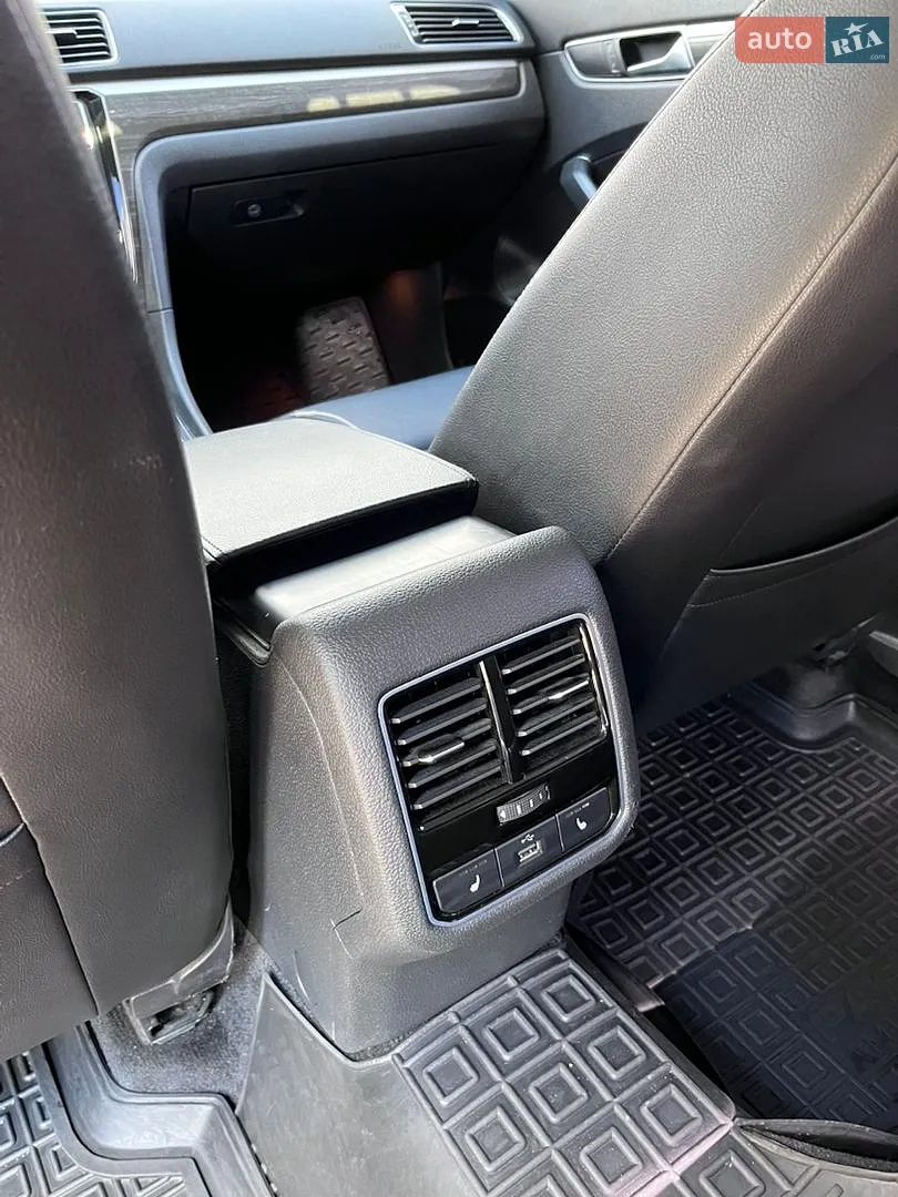 2016 Volkswagen Passat - мініатюра 9