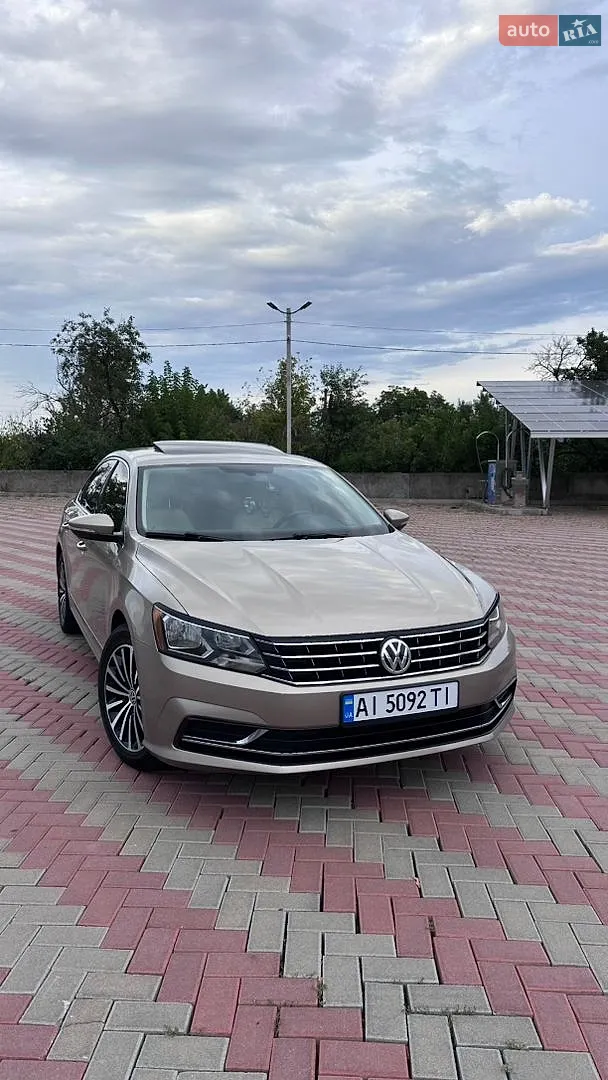 2015 Volkswagen Passat - мініатюра 10