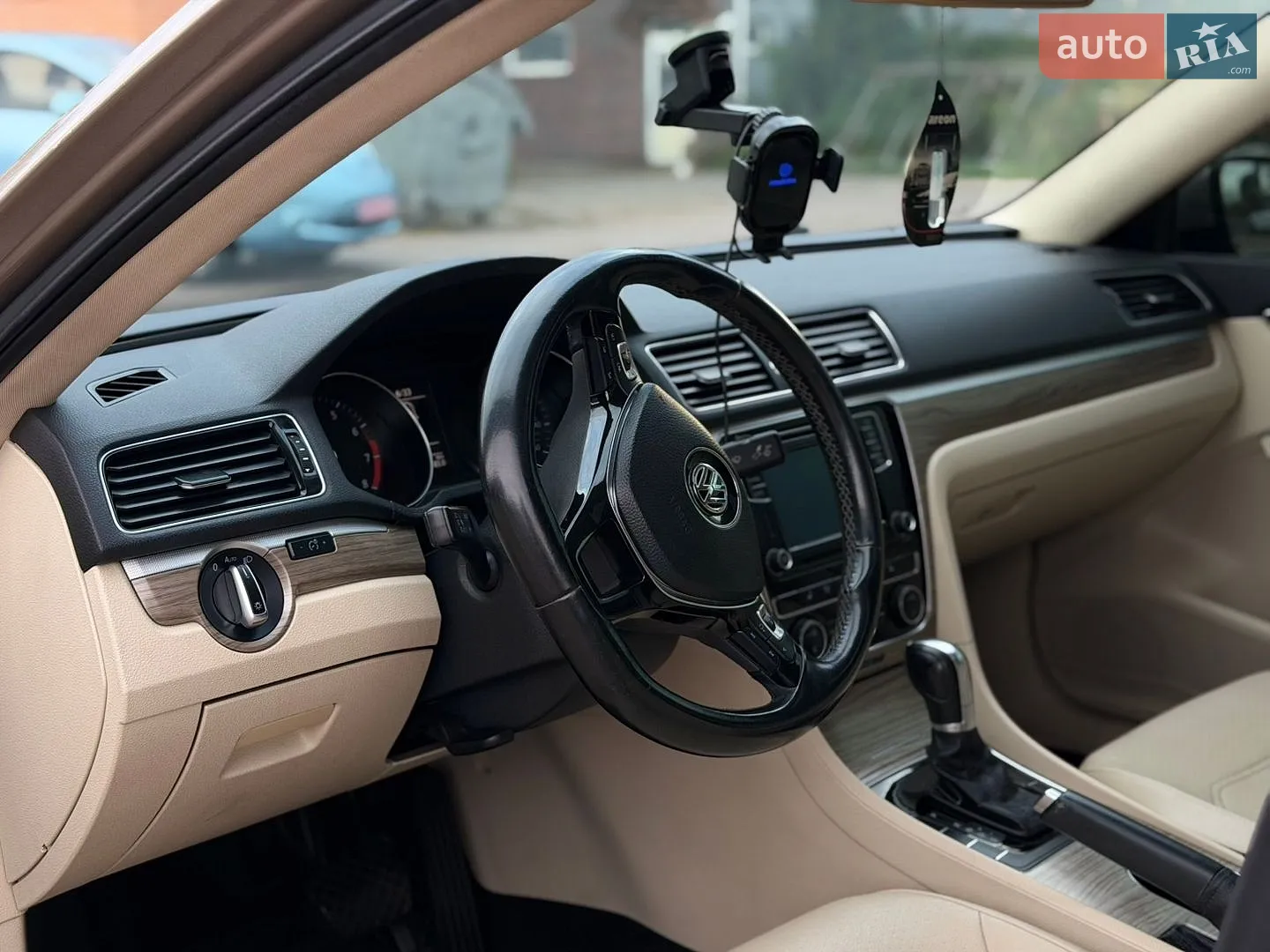 2015 Volkswagen Passat - мініатюра 12