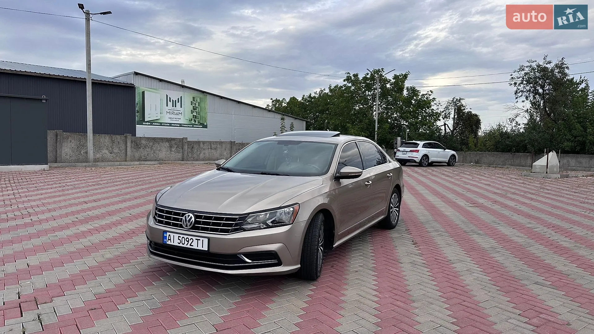 2015 Volkswagen Passat - фото 1