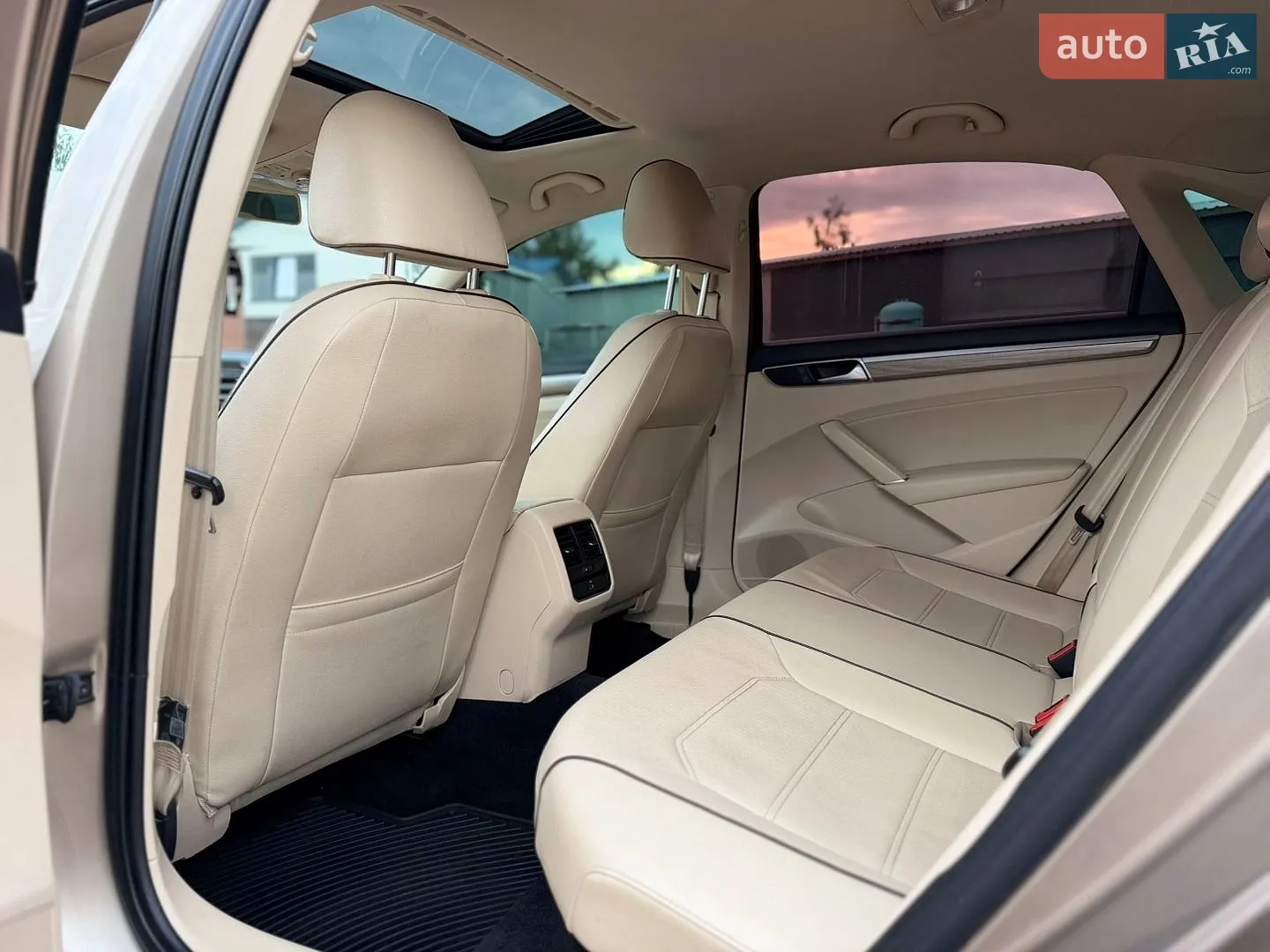 2015 Volkswagen Passat - мініатюра 14