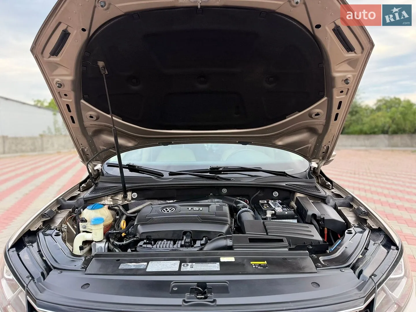 2015 Volkswagen Passat - мініатюра 16