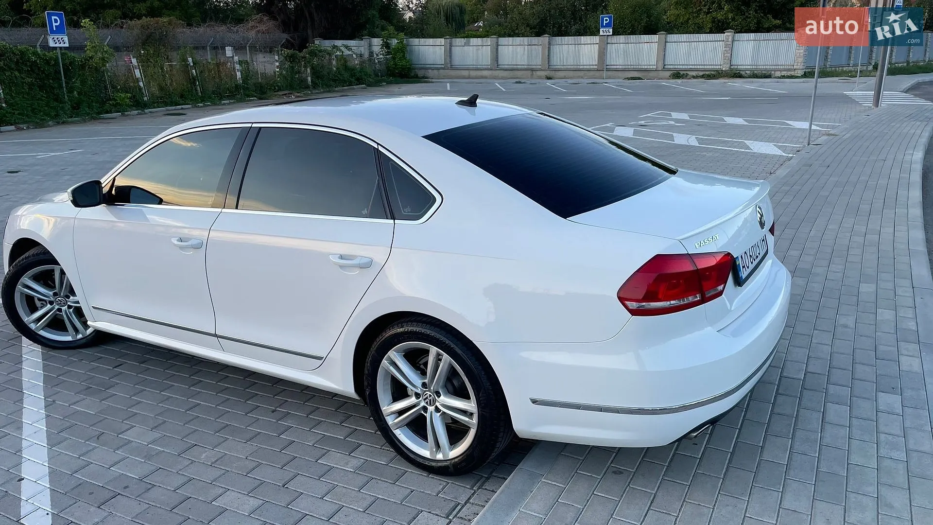 2013 Volkswagen Passat - мініатюра 13