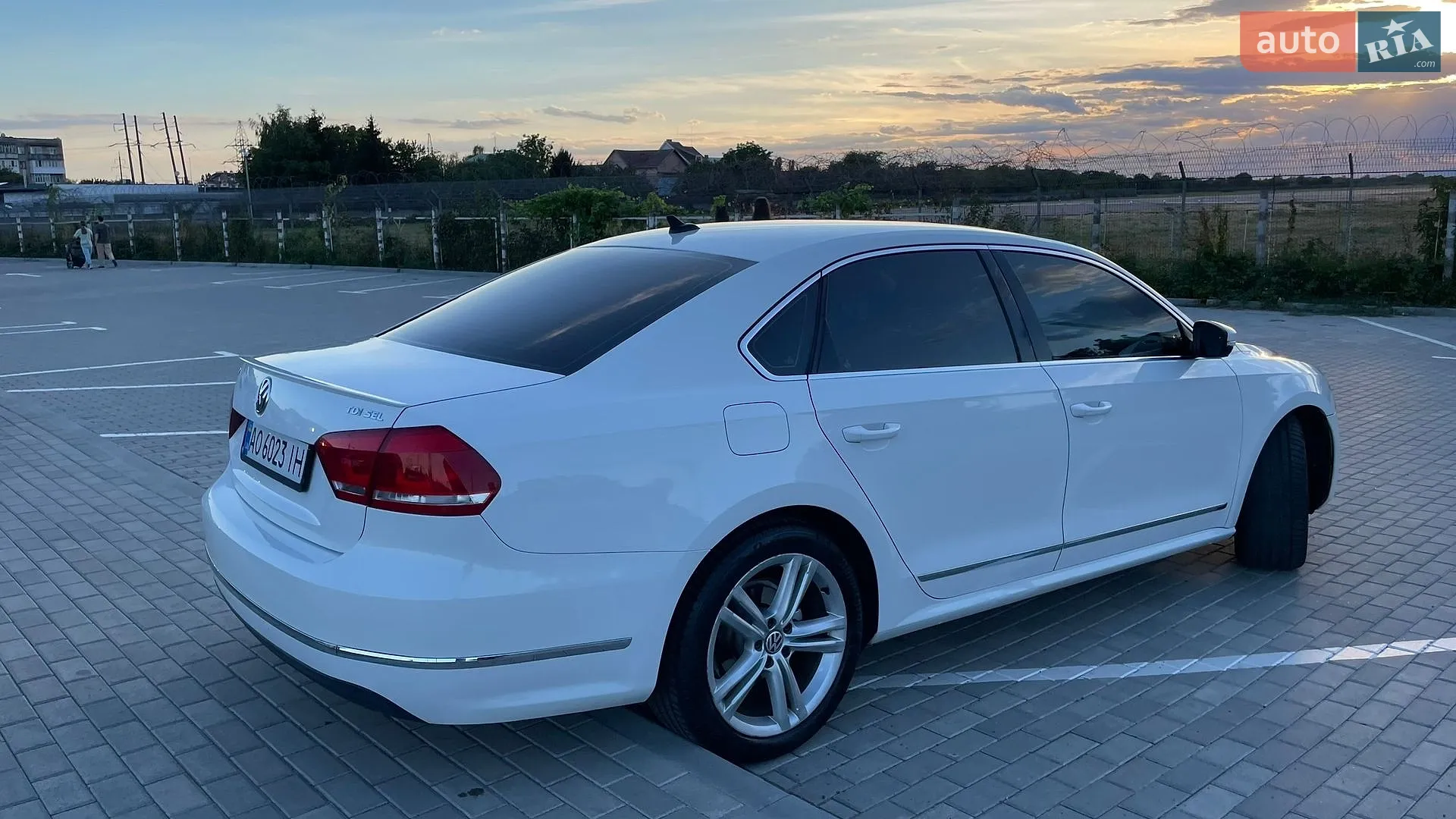 2013 Volkswagen Passat - мініатюра 14