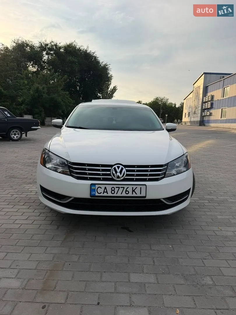 2013 Volkswagen Passat - мініатюра 3