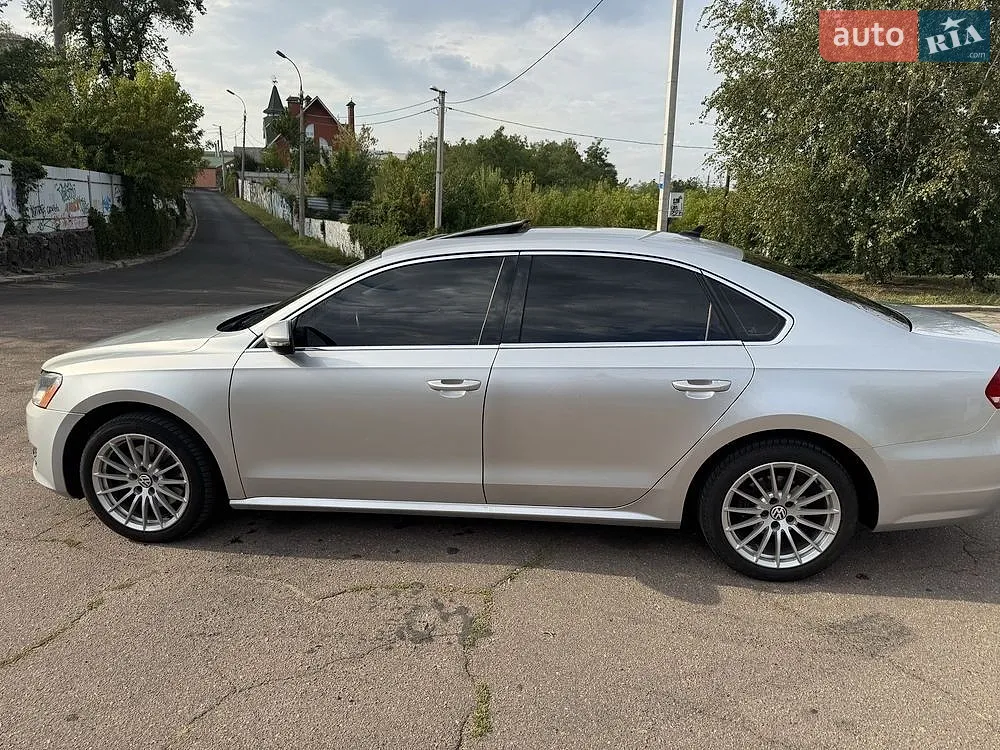 2012 Volkswagen Passat - мініатюра 5