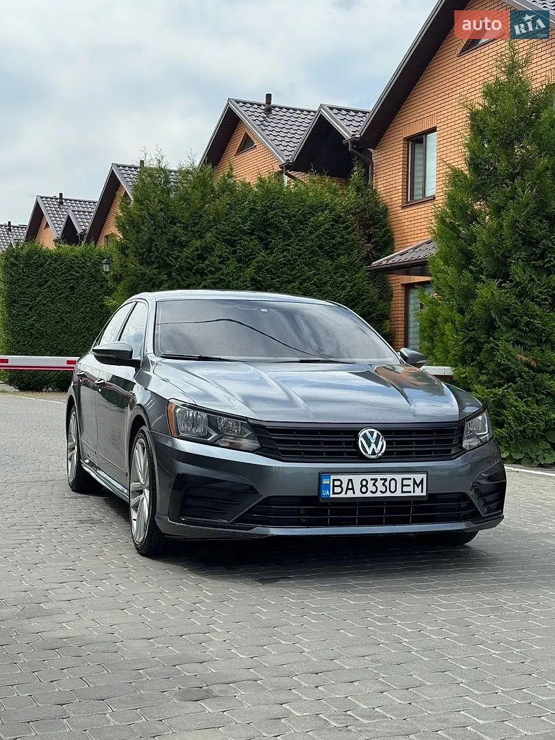 2016 Volkswagen Passat - мініатюра 3