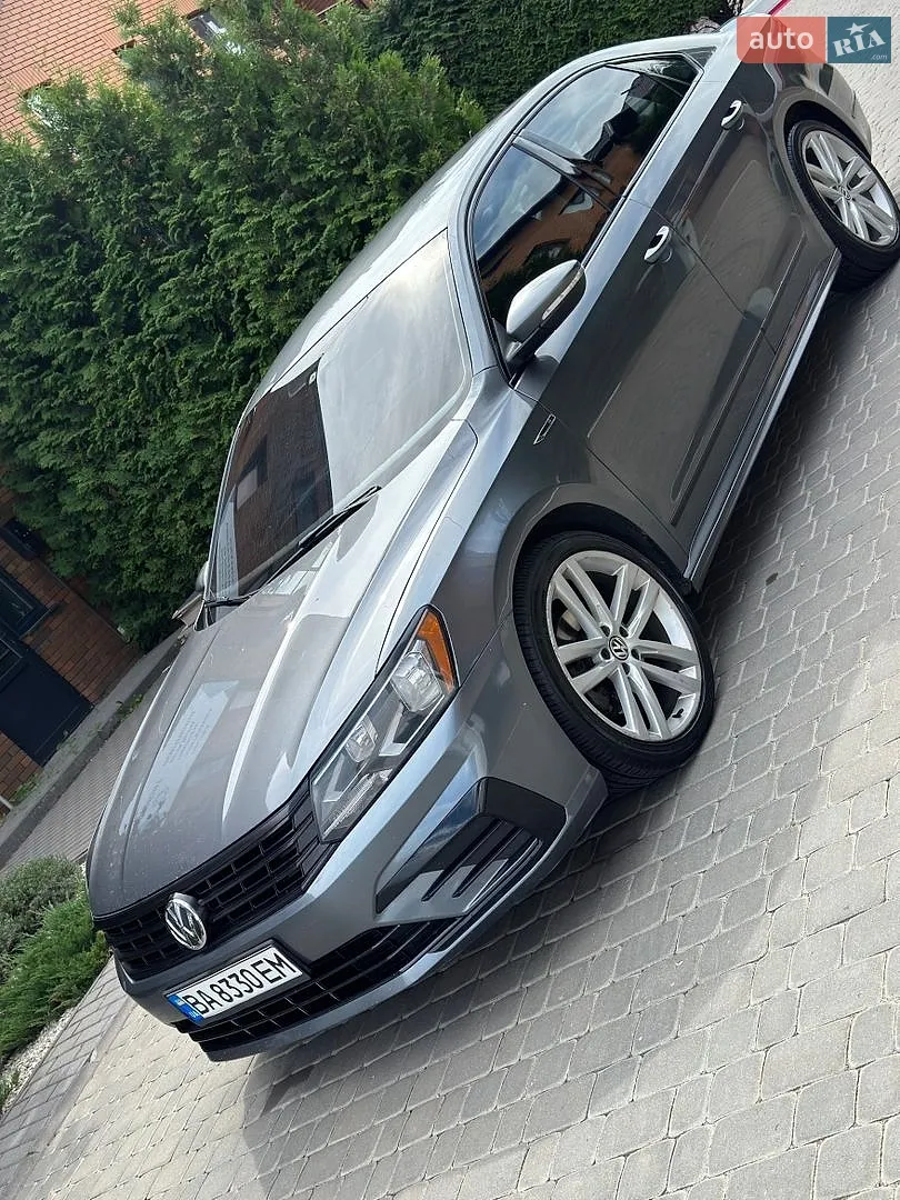 2016 Volkswagen Passat - мініатюра 4