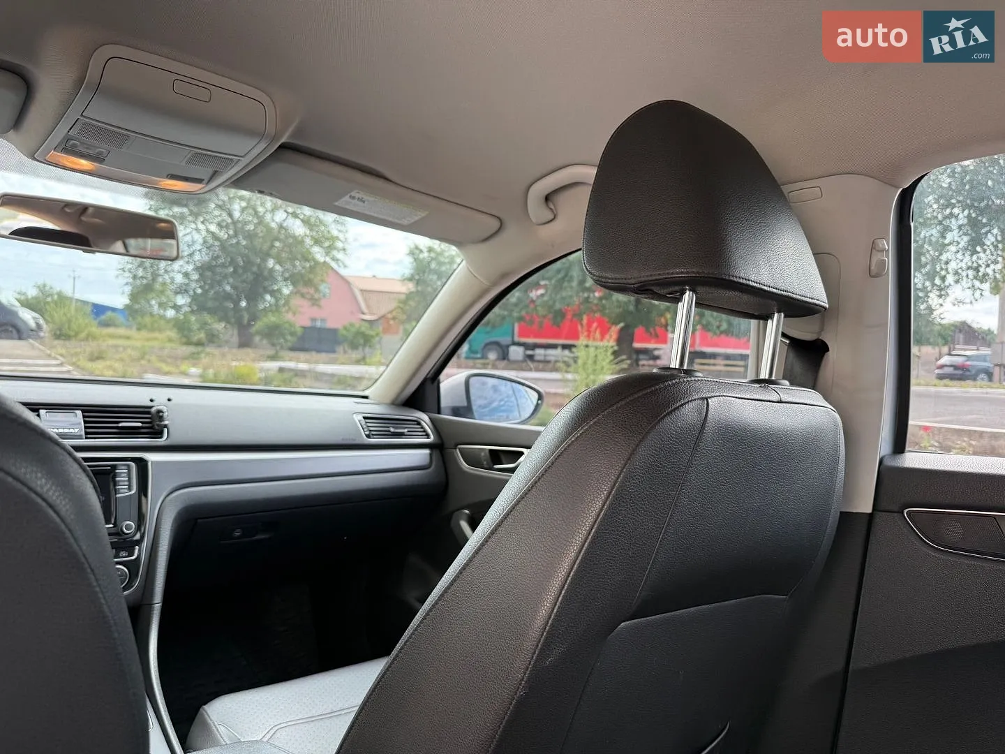 2017 Volkswagen Passat - мініатюра 34