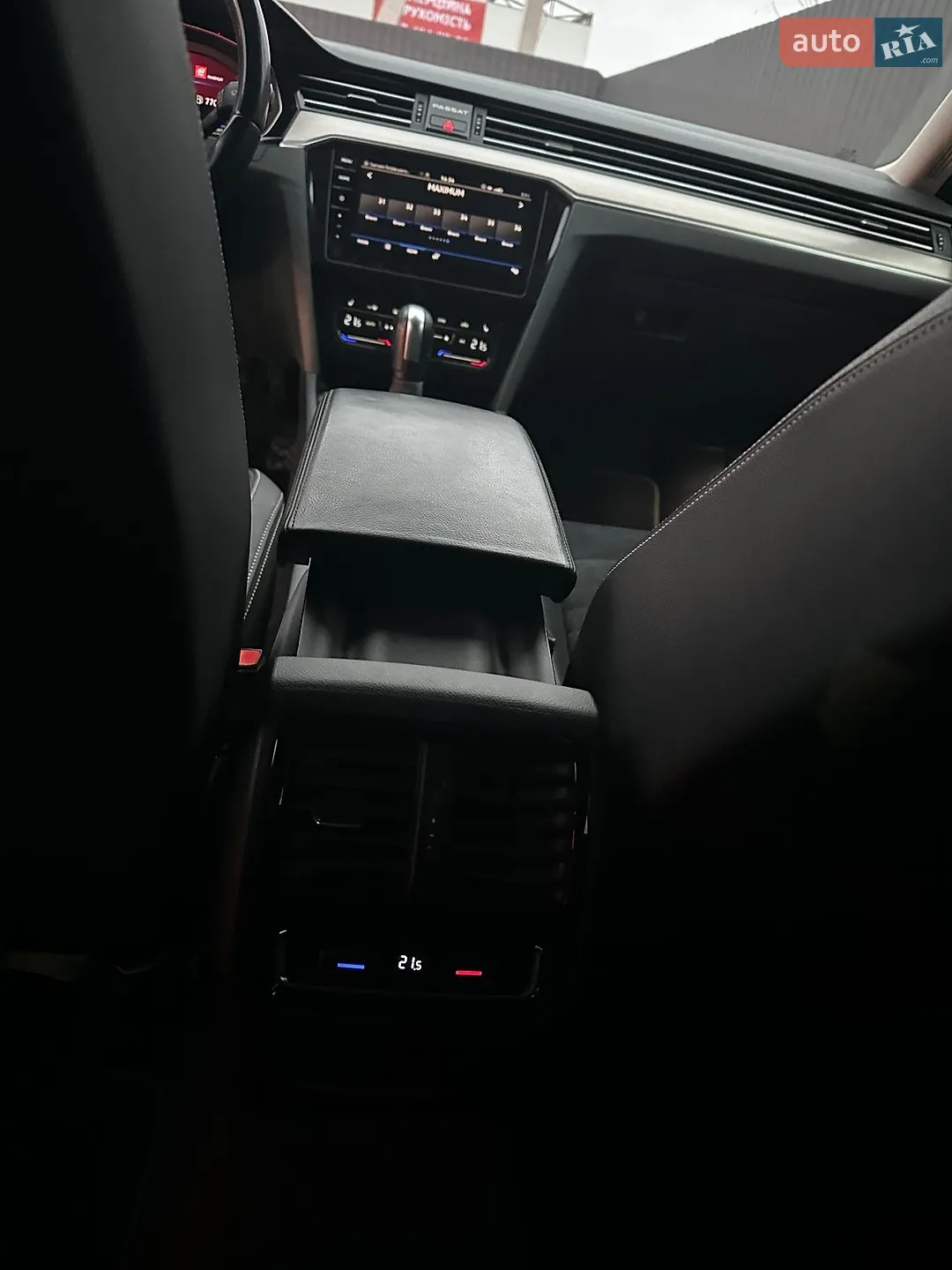 2020 Volkswagen Passat - мініатюра 39