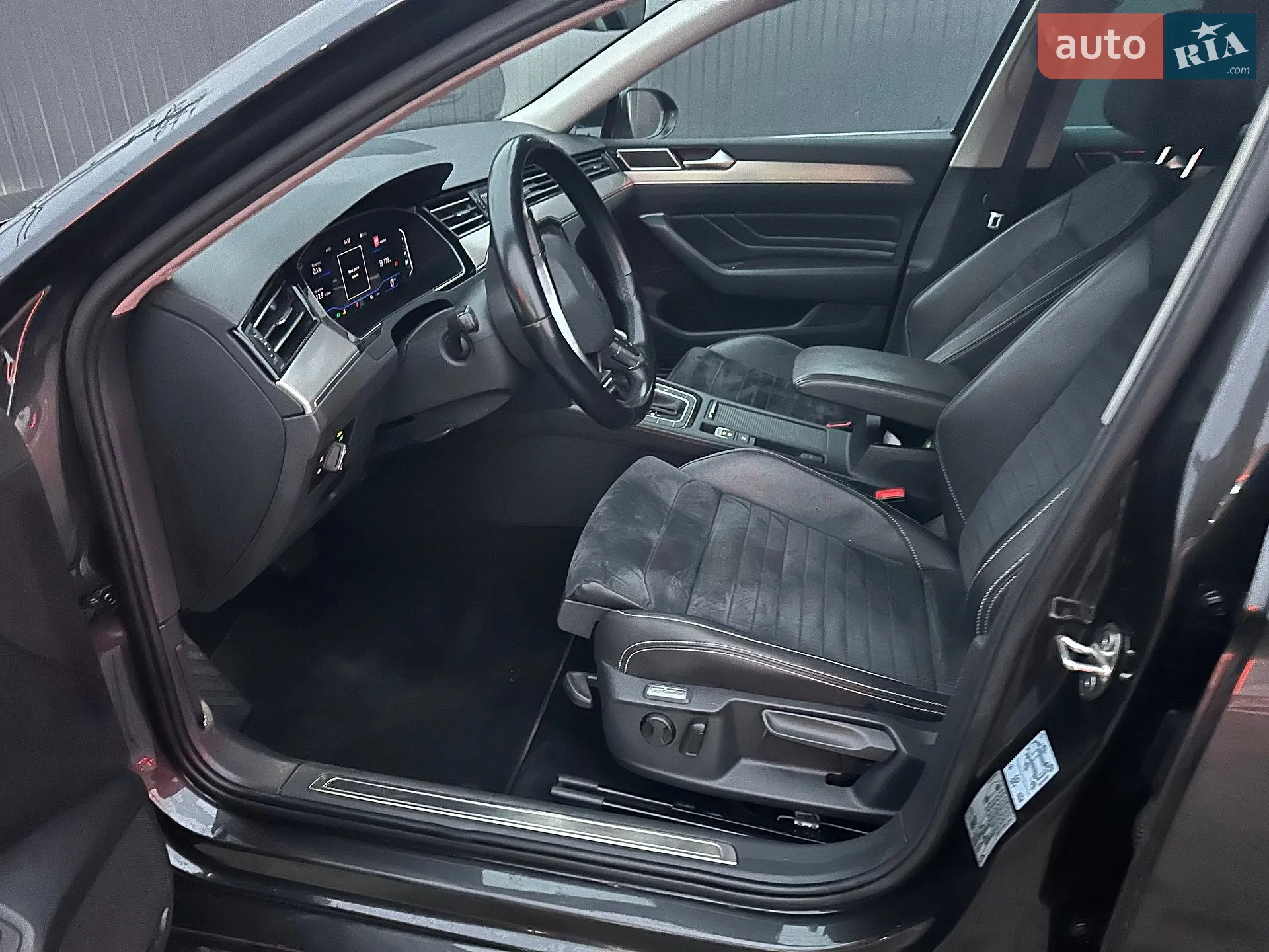 2020 Volkswagen Passat - мініатюра 27