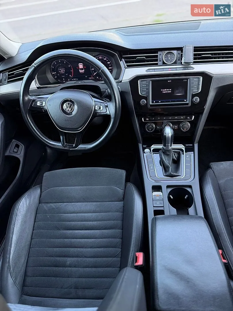 2016 Volkswagen Passat - мініатюра 34