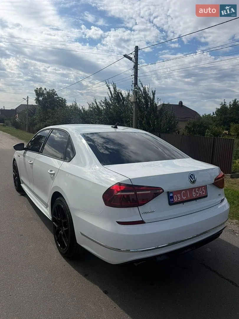2017 Volkswagen Passat - мініатюра 11