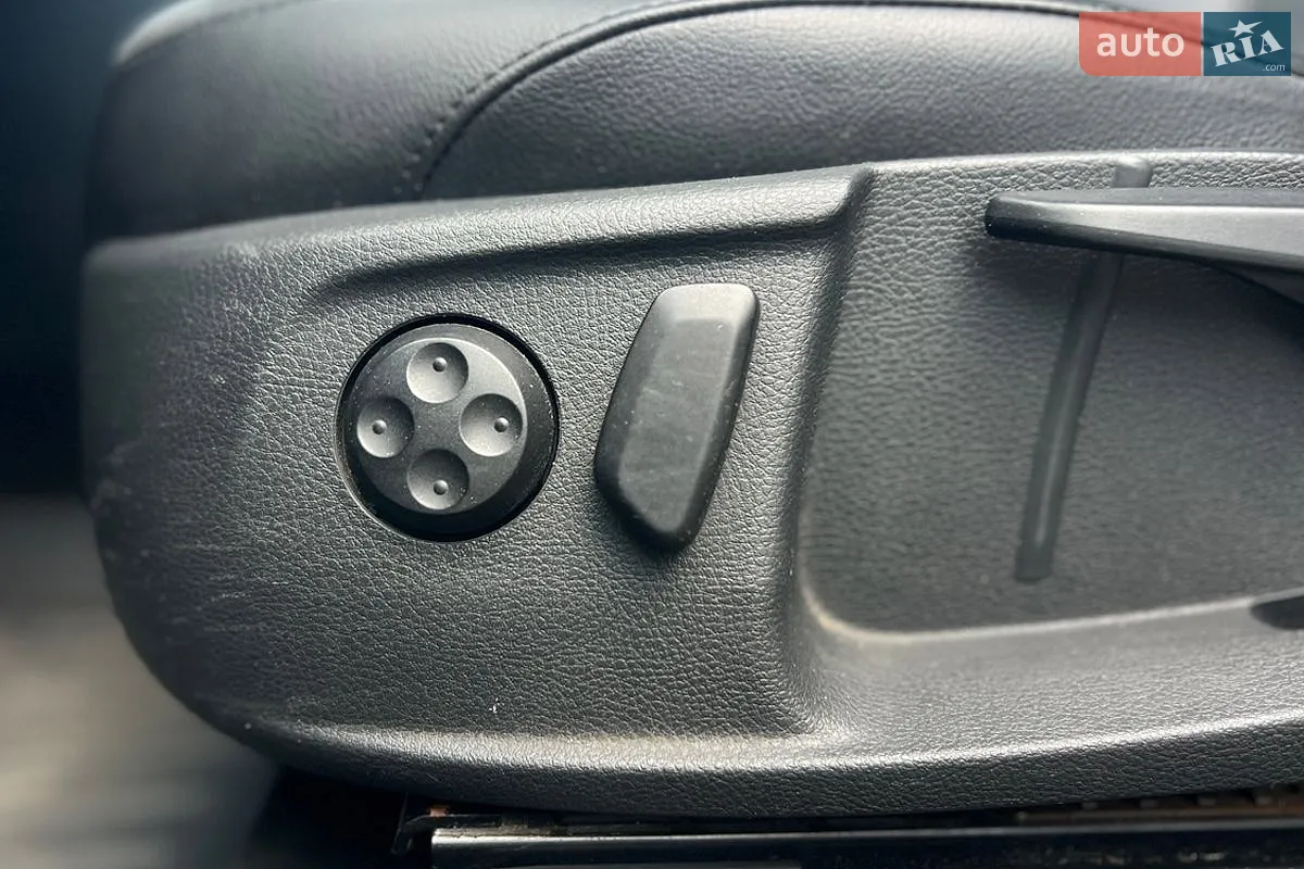 2011 Volkswagen Passat - мініатюра 10