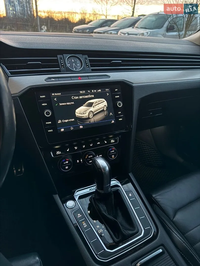 2018 Volkswagen Passat - мініатюра 15