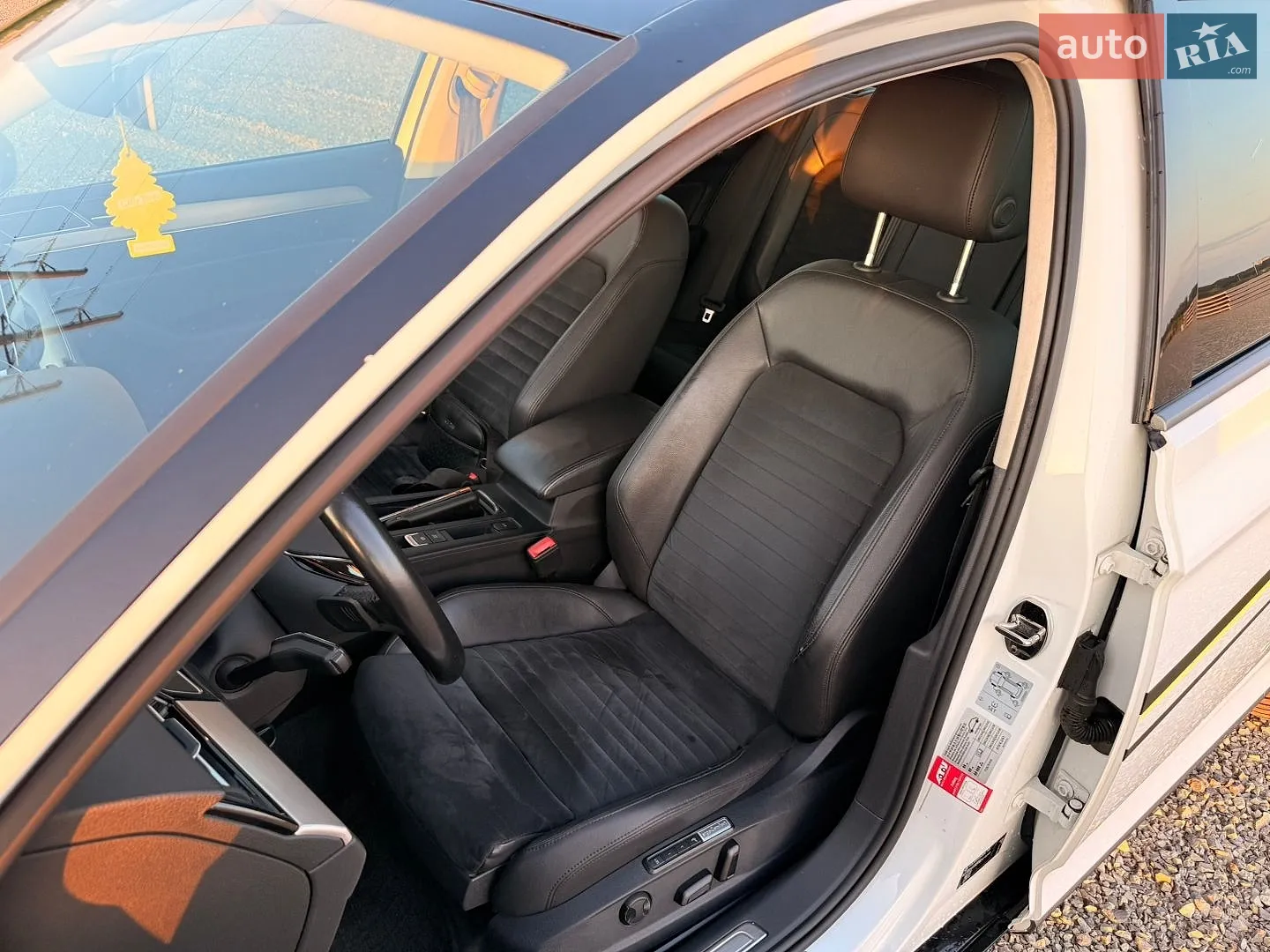 2015 Volkswagen Passat - мініатюра 22
