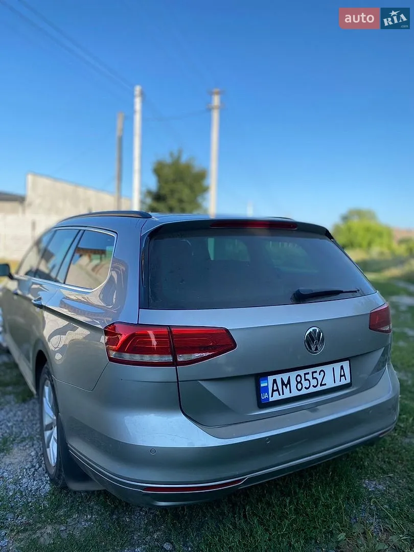 2014 Volkswagen Passat - мініатюра 3