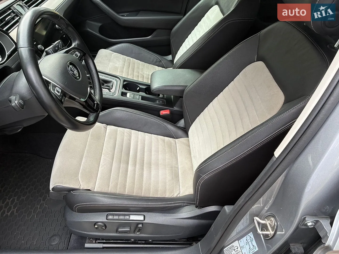 2018 Volkswagen Passat - мініатюра 21