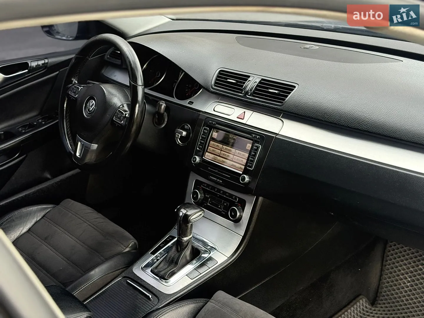 2010 Volkswagen Passat - мініатюра 9
