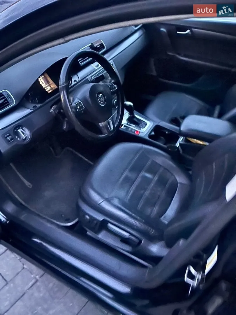 2012 Volkswagen Passat - мініатюра 16