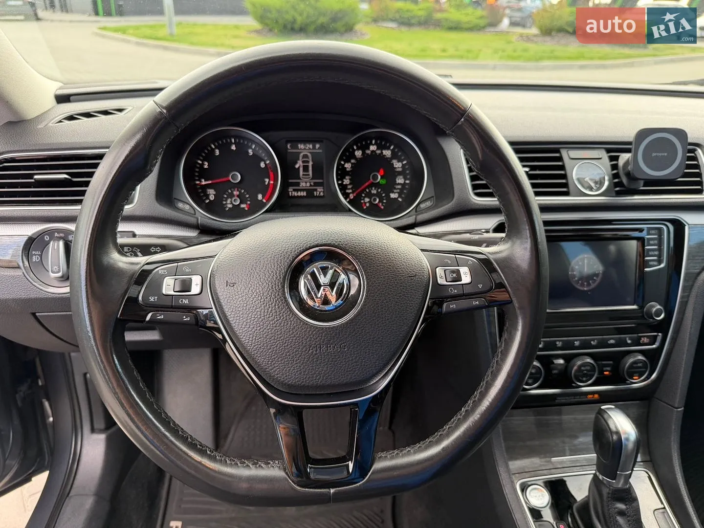 2016 Volkswagen Passat - мініатюра 18