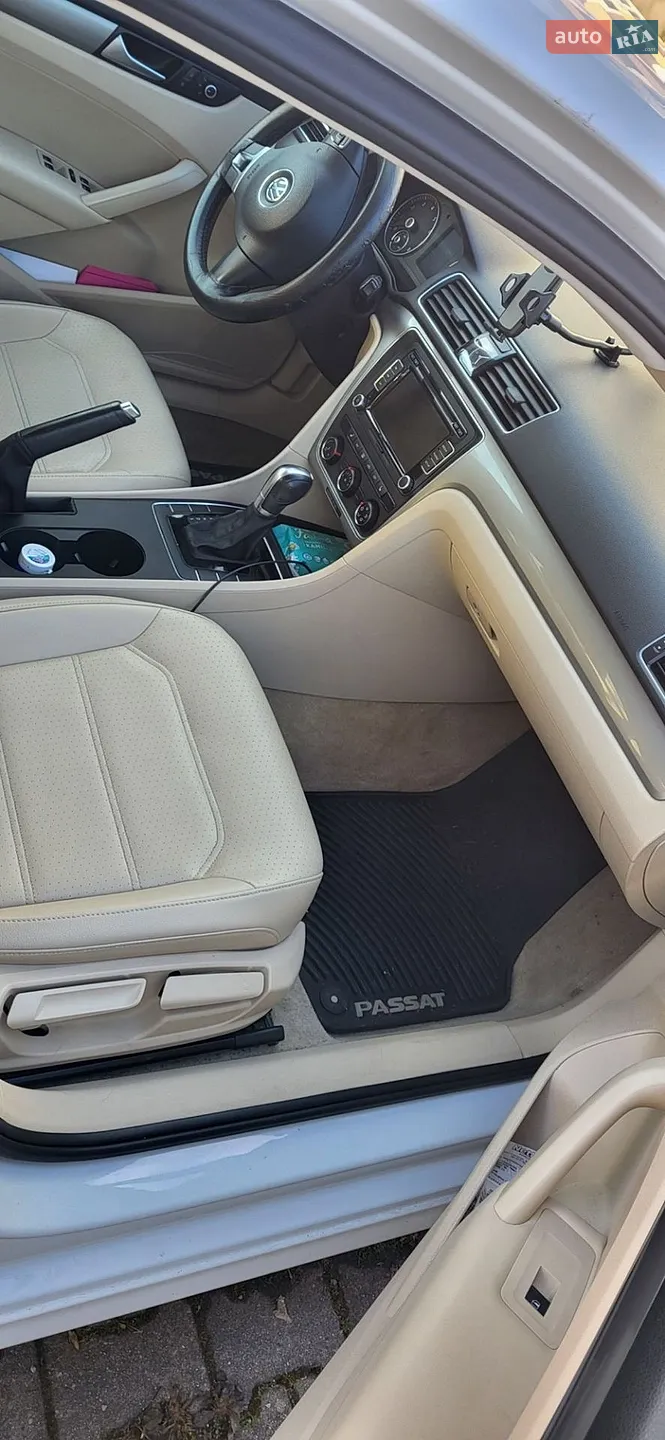 2015 Volkswagen Passat - мініатюра 9