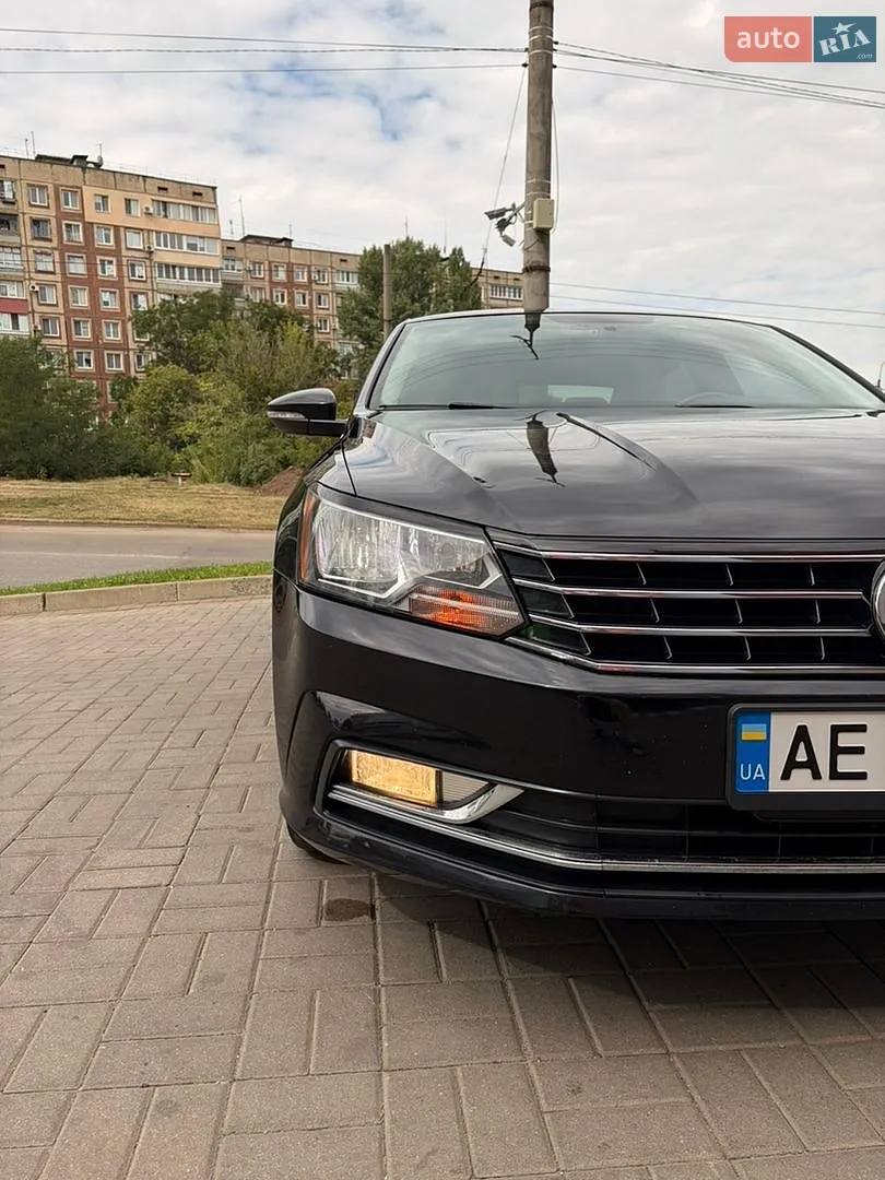 2016 Volkswagen Passat - мініатюра 5