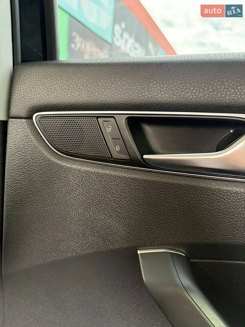 2016 Volkswagen Passat - мініатюра 36