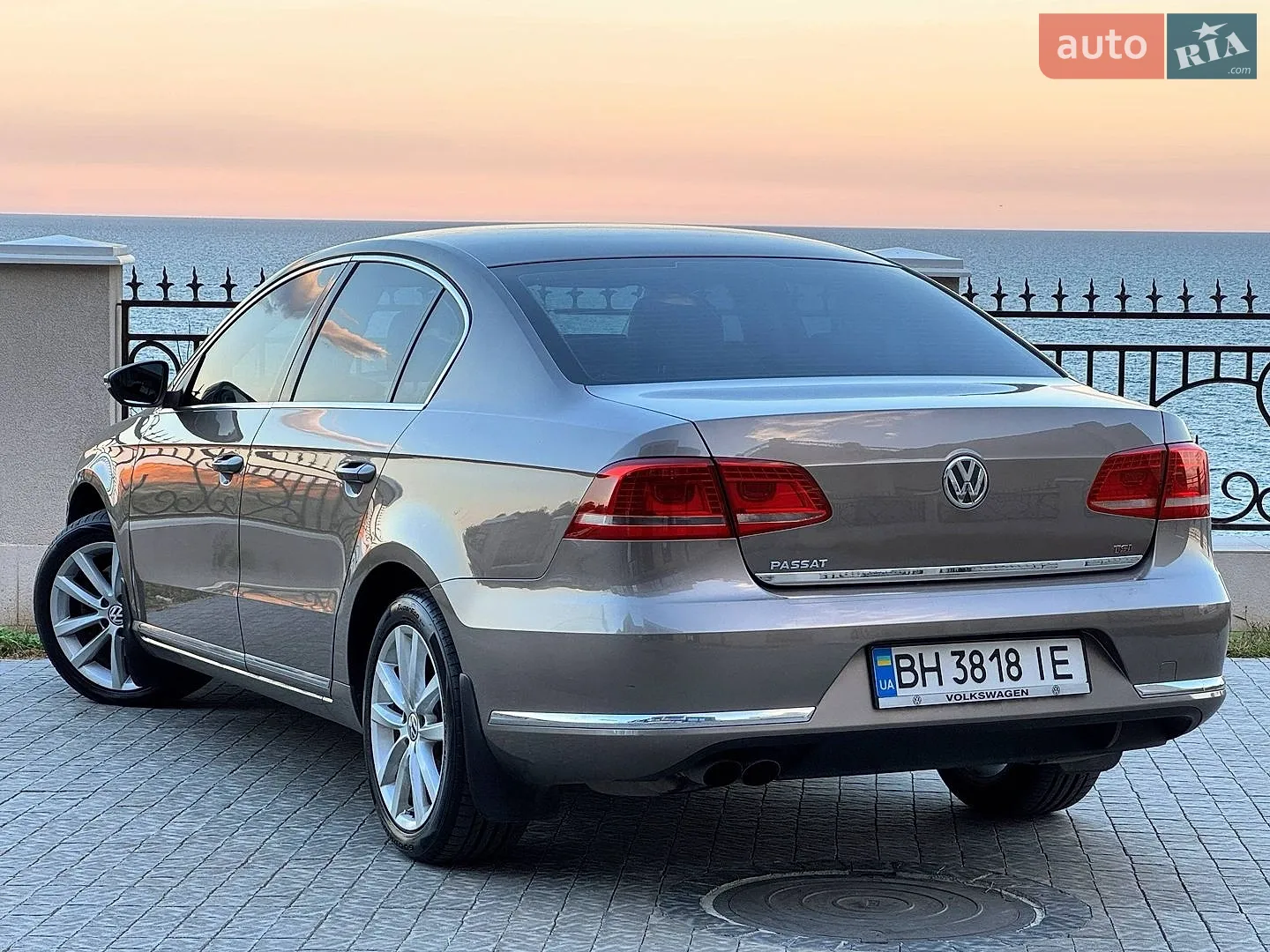 2011 Volkswagen Passat - мініатюра 5