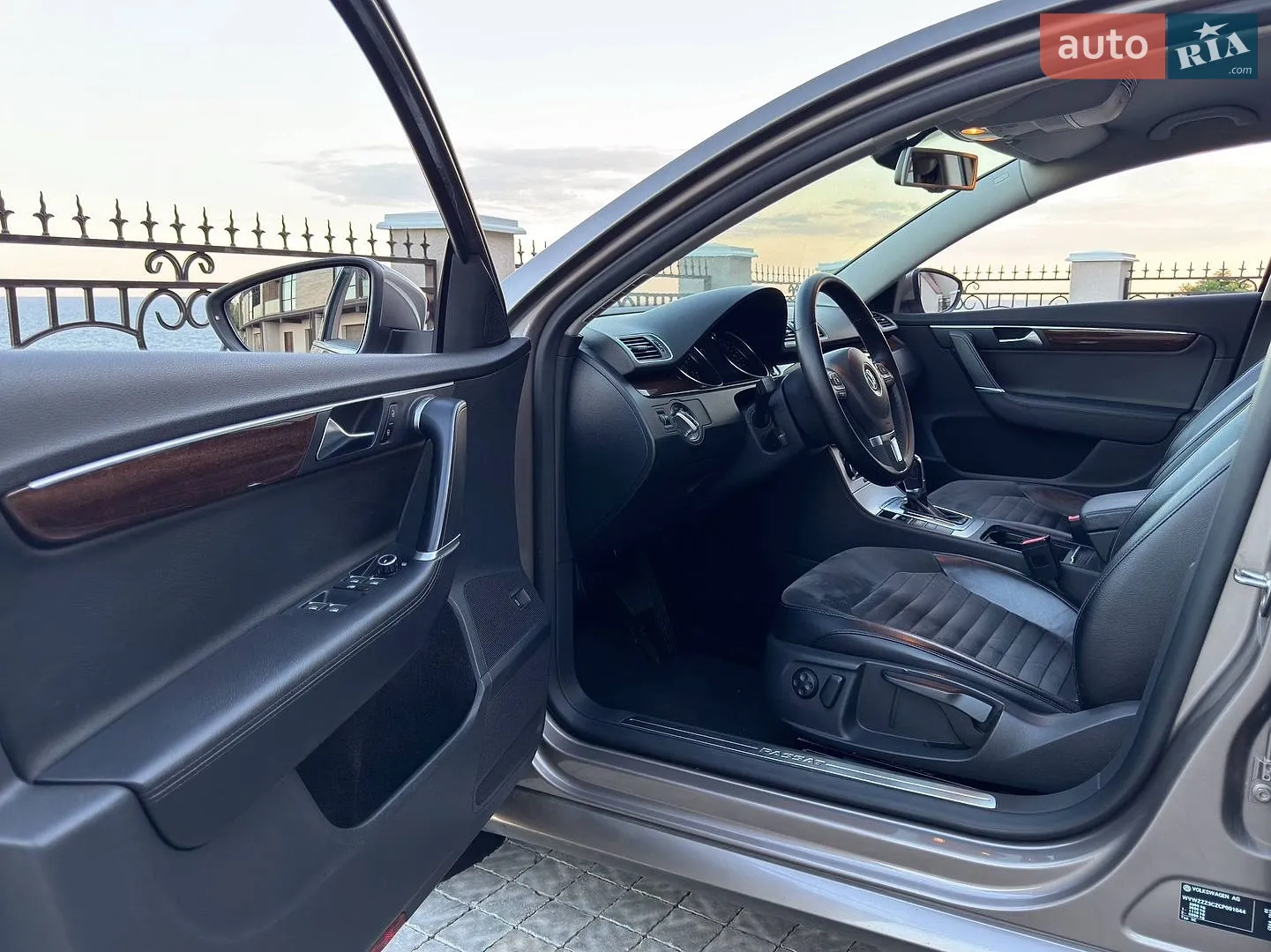 2011 Volkswagen Passat - мініатюра 17