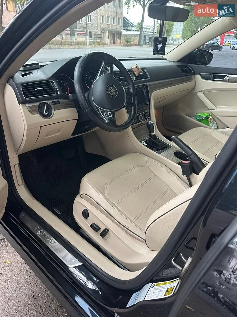 2017 Volkswagen Passat - мініатюра 8
