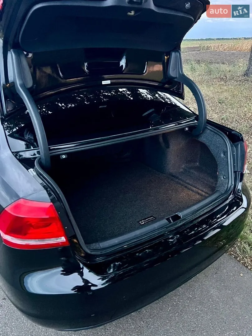 2012 Volkswagen Passat - мініатюра 34