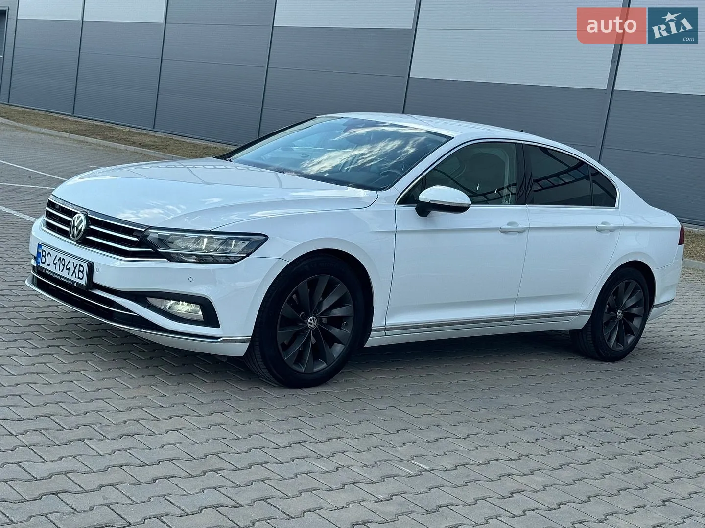 2020 Volkswagen Passat - мініатюра 2