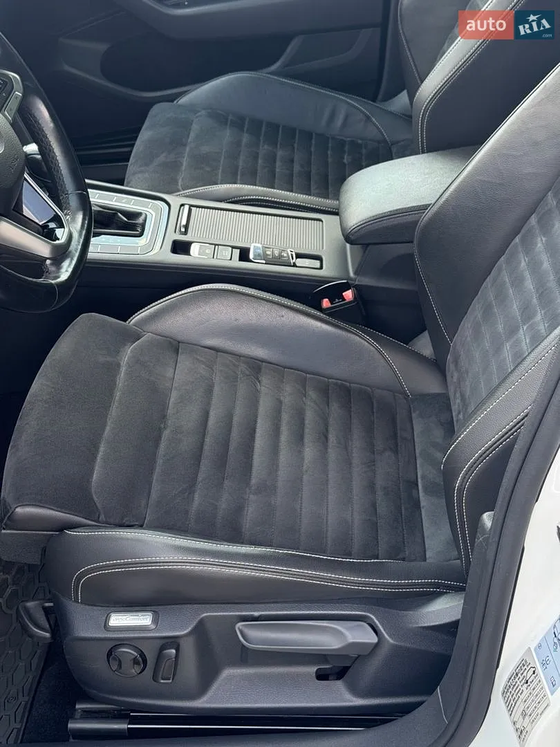 2020 Volkswagen Passat - мініатюра 32
