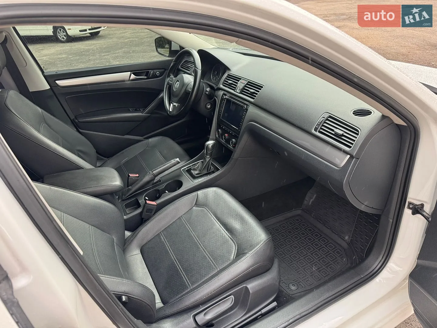 2013 Volkswagen Passat - мініатюра 24