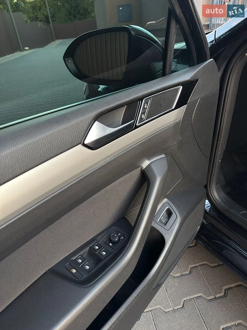 2017 Volkswagen Passat - мініатюра 6