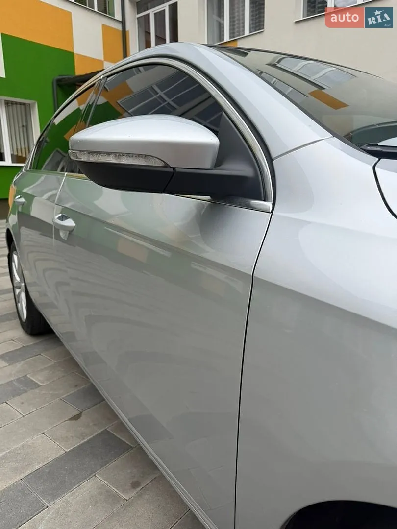 2012 Volkswagen Passat - мініатюра 36
