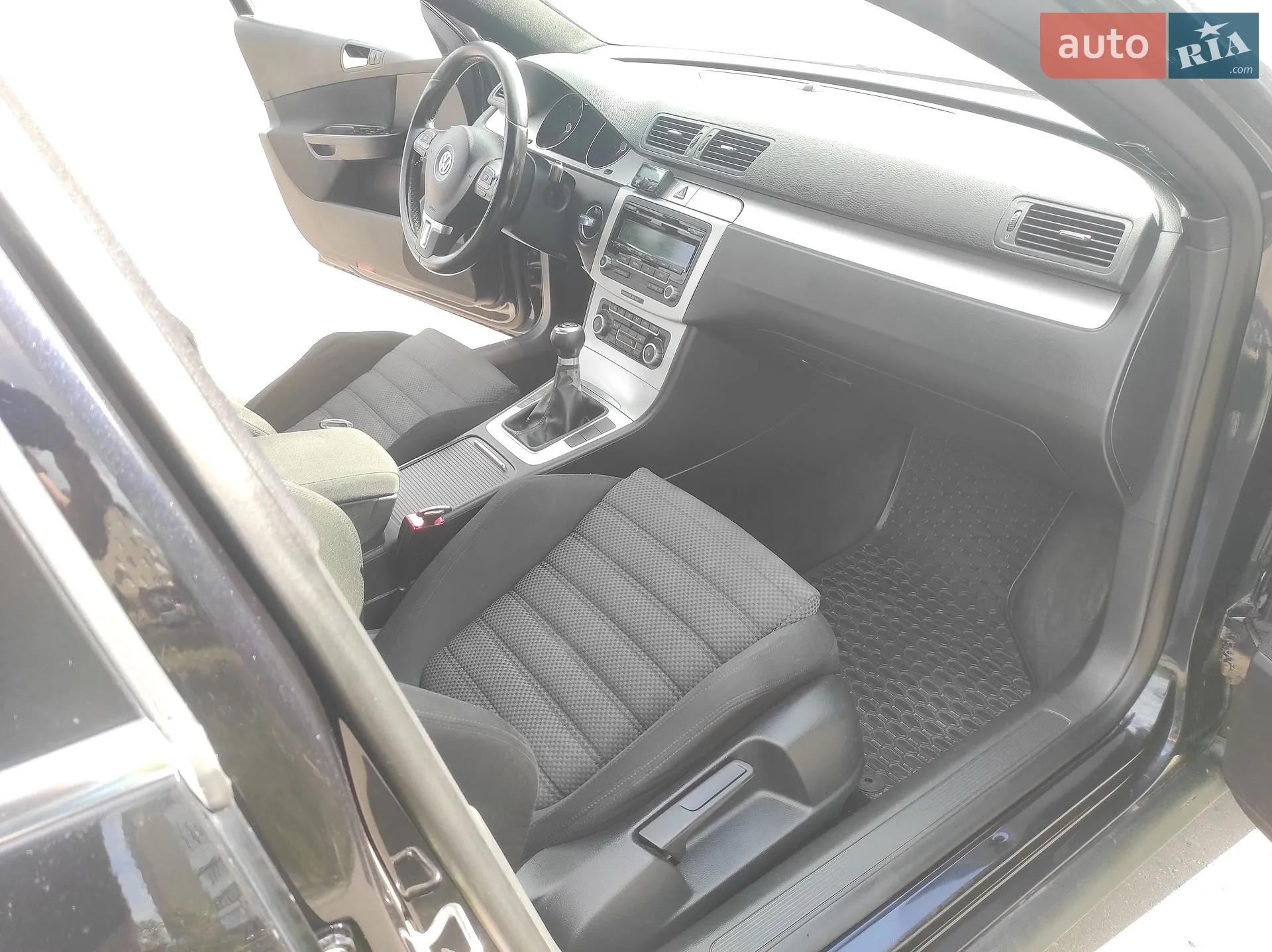 2010 Volkswagen Passat - мініатюра 6
